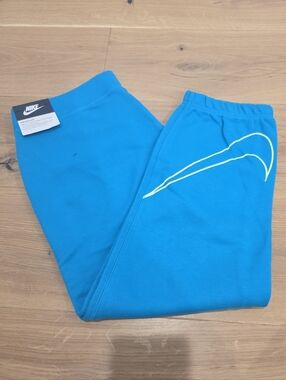 Nike Blue 3/4 Sweatpants